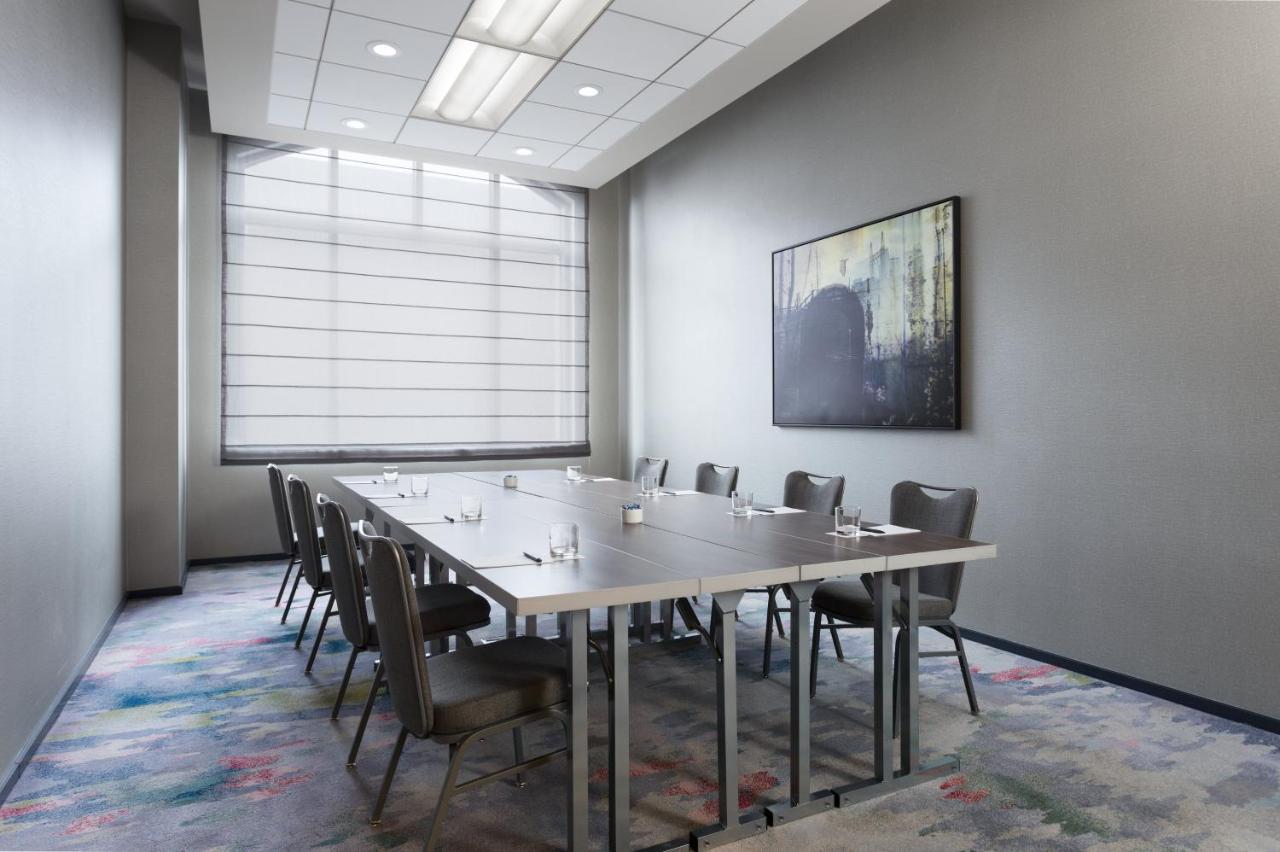 The Lofton Hotel Minneapolis, Tapestry Collection By Hilton Εξωτερικό φωτογραφία